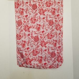 RED AND WHITE FLORAL WIDE SCARF